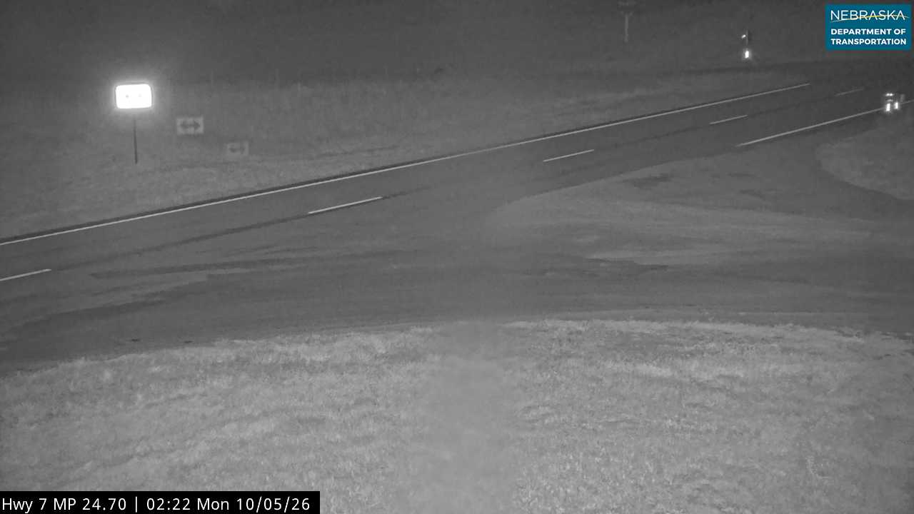 NE 7 Elsmere Rd (Hwy 7 Surface) live camera view