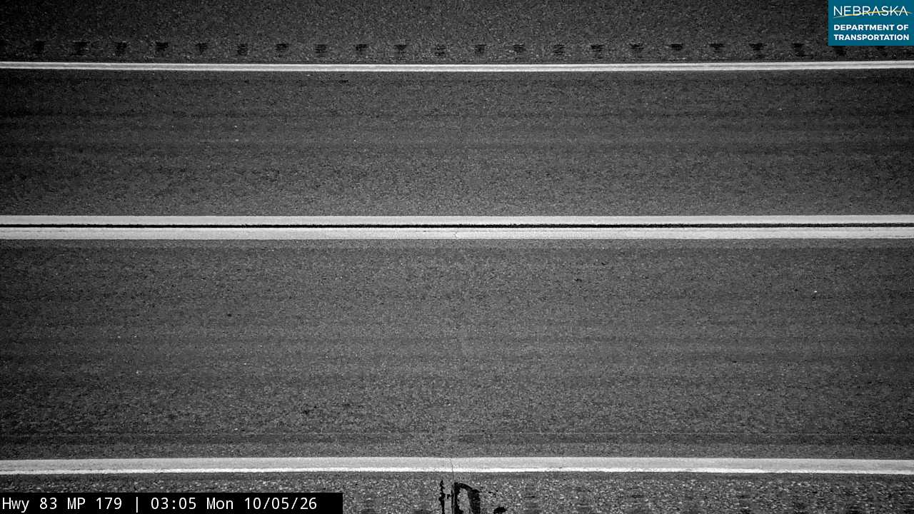 US 83 Brownlee Rd N of Thedford (Surface) live camera view