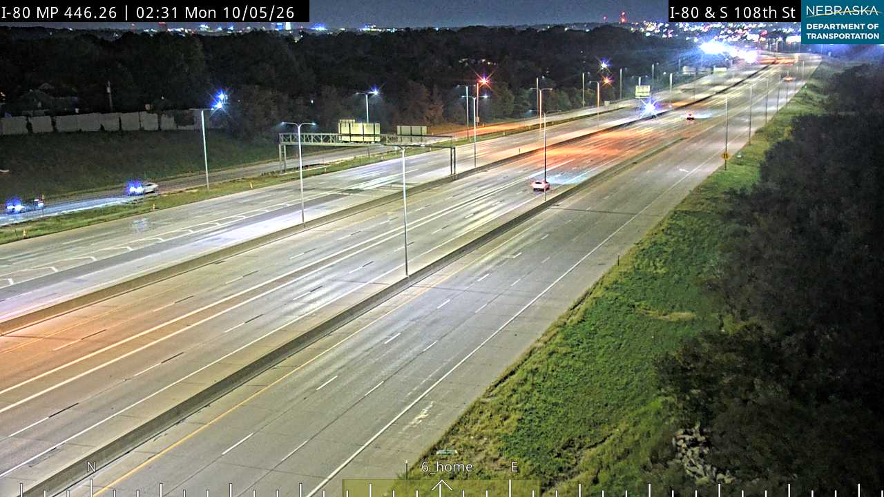 I-80 108th St in Omaha (Interstate) live camera view