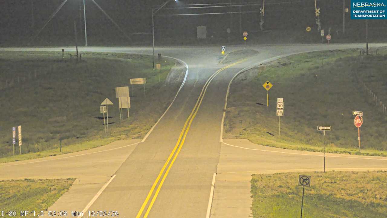 I-80 WYO Line (North) live camera view