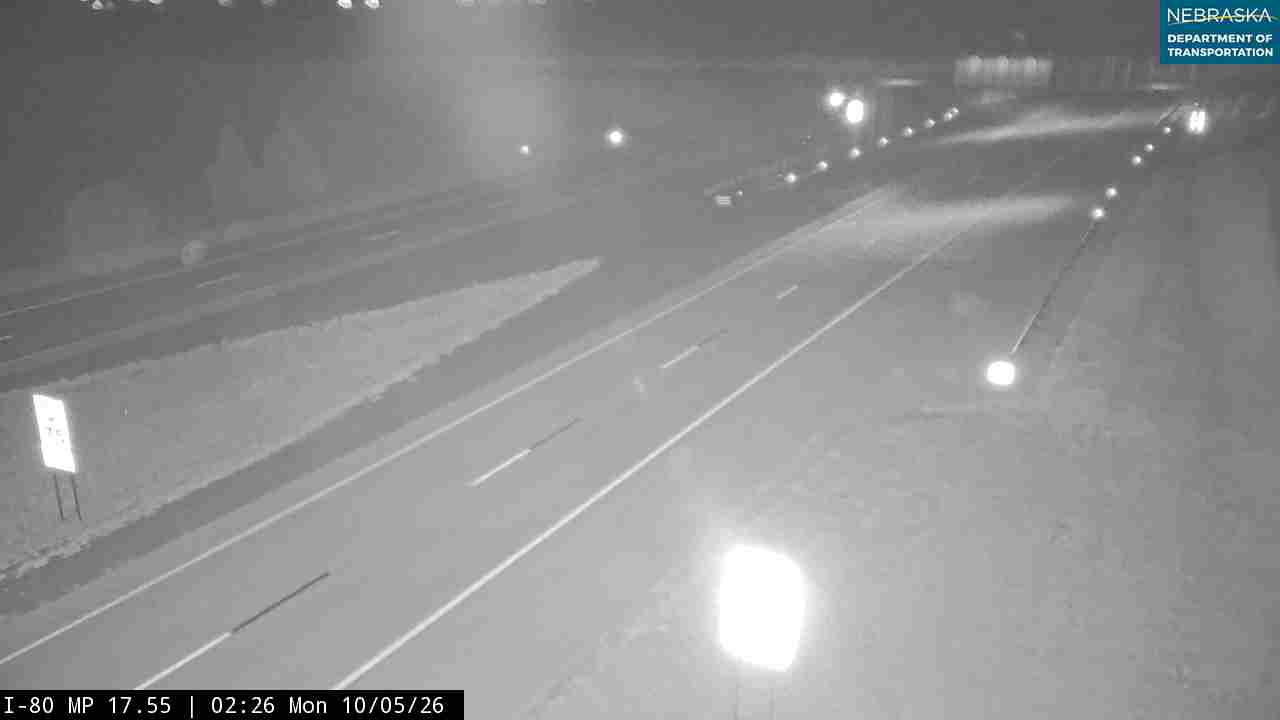 I-80 3 Mi W of Kimball (Surface) live camera view