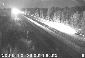 I-70 Vigo/Clay C/L / Hyde St live camera view