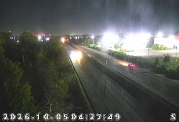 I-65/119.7 N OF 38TH ST live camera view