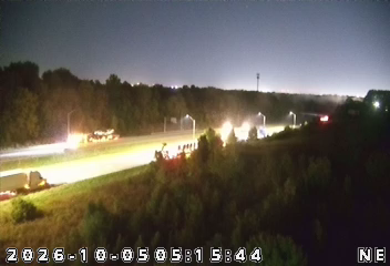 I-70/64.7 PLAINFIELD REST AREA (Camera 2) live camera view