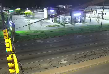 62nd St & Keystone Ave live camera view
