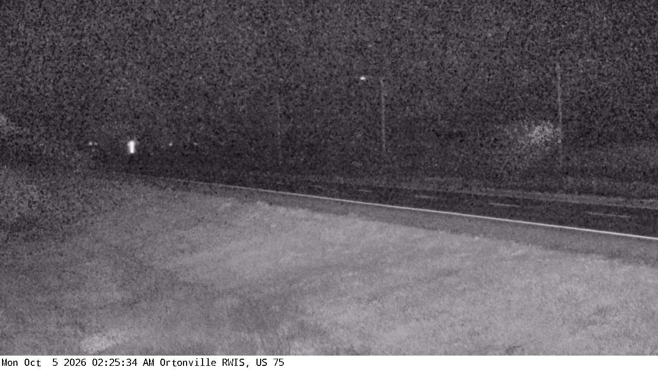 U.S.75 (Ortonville - MP 132.7) View 1 live camera view