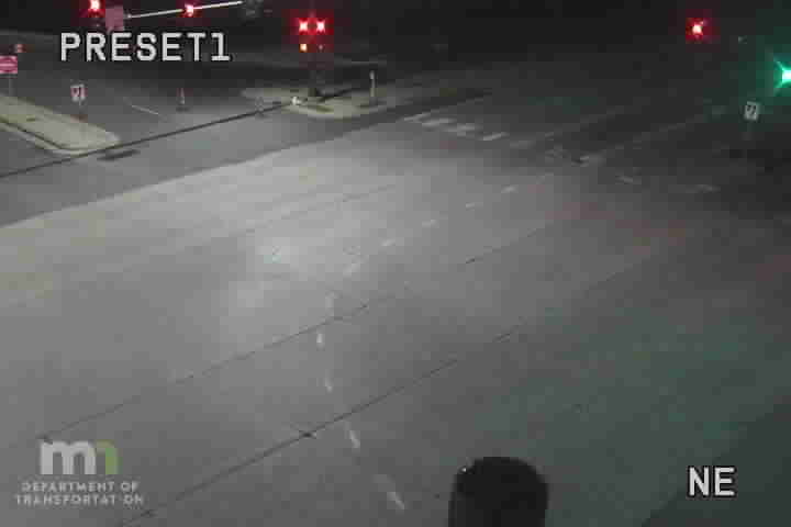 T.H.5 EB @ Market Blvd (Co Rd 101 SB) live camera view