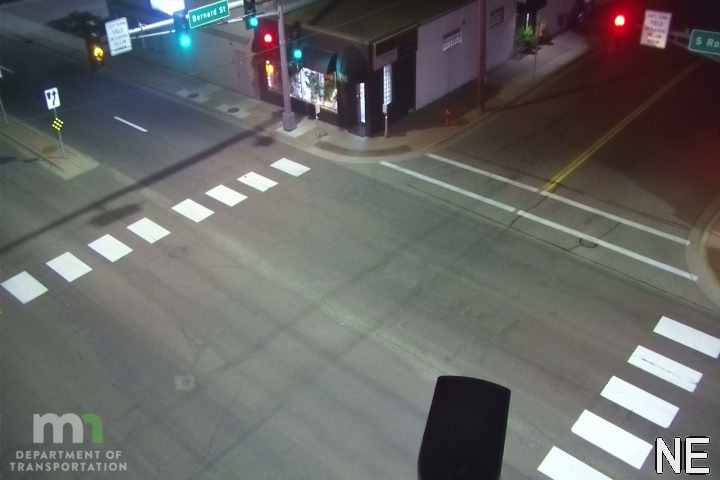 Robert St SB @ Bernard St live camera view
