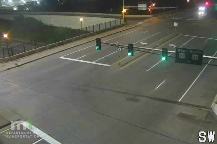 T.H.61 NB @ Bailey Rd (Maxwell Av) live camera view