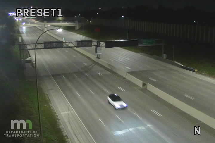 I-35W SB N of 42nd St live camera view