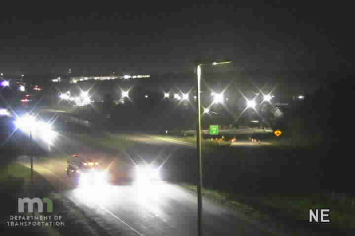 T.H.52 SB S of Co Rd 42 (145th St - MP 115.2) live camera view