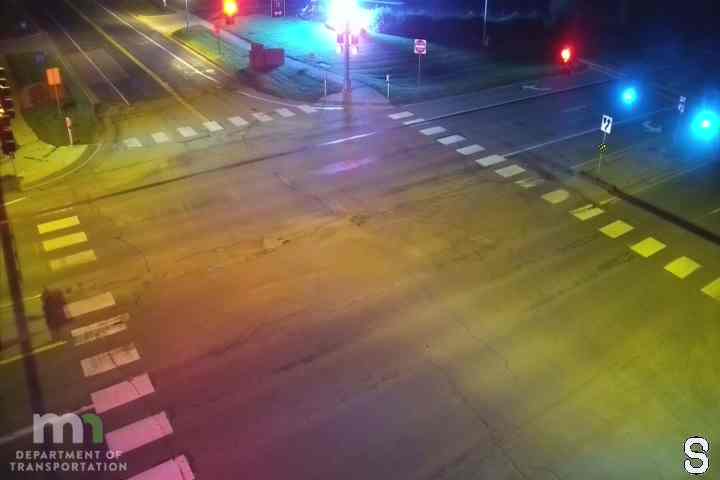 T.H.13 WB @ River Hills Dr live camera view