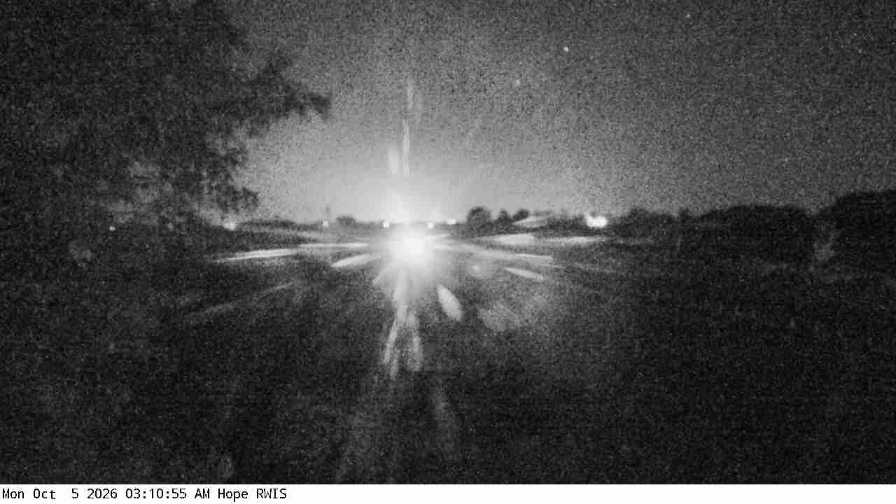 I-35 (Hope) View 2 live camera view