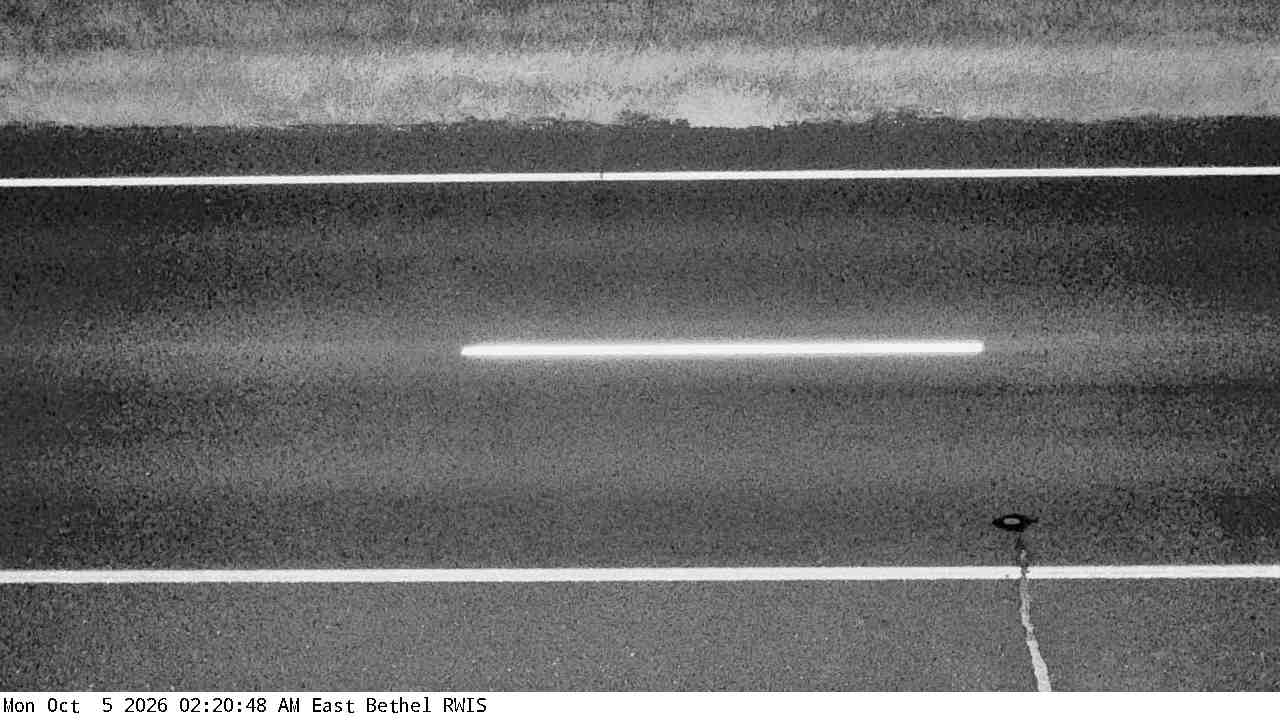 T.H.65 (East Bethel - MP 25.8) View 1 live camera view