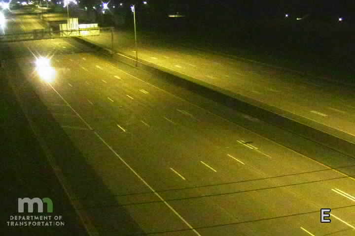 I-694 WB @ Edgerton St live camera view