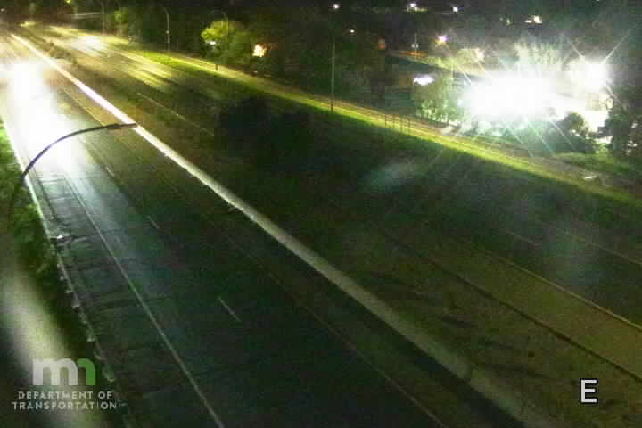 I-35E SB @ Victoria St live camera view