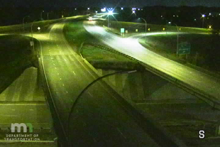I-694 WB @ T.H.36 WB live camera view