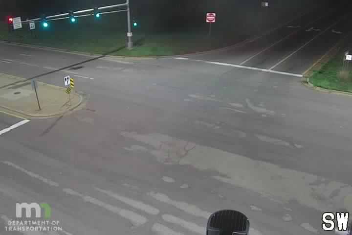 T.H.10 EB @ Round Lake Blvd NB live camera view