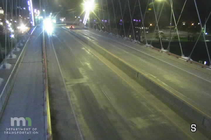 T.H.61 NB (Mississippi River) live camera view