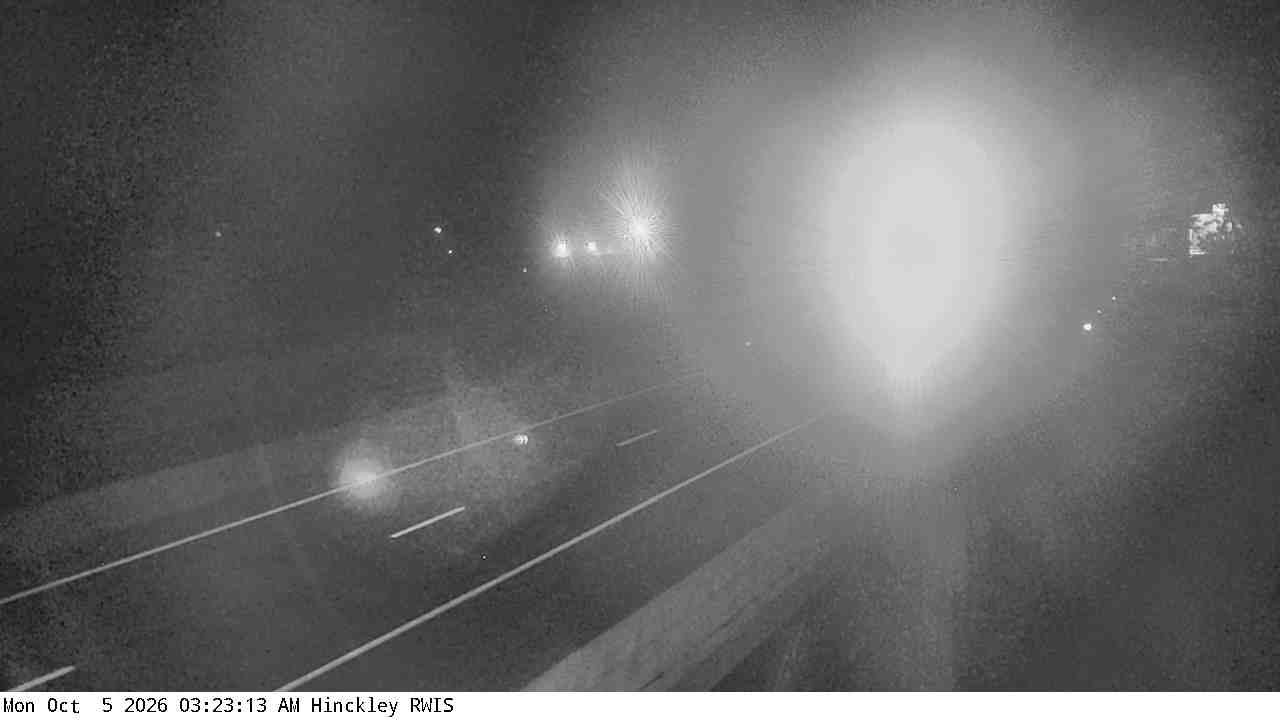 I-35 (Hinckley - MP 181) View 3 live camera view
