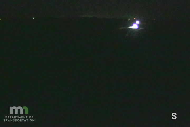 I-35 SB @ 108th St SW (MP 31.2) live camera view