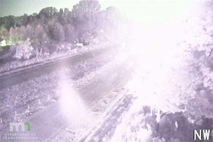 I-35 NB N of C.S.A.H.2 (MP 77.7) live camera view