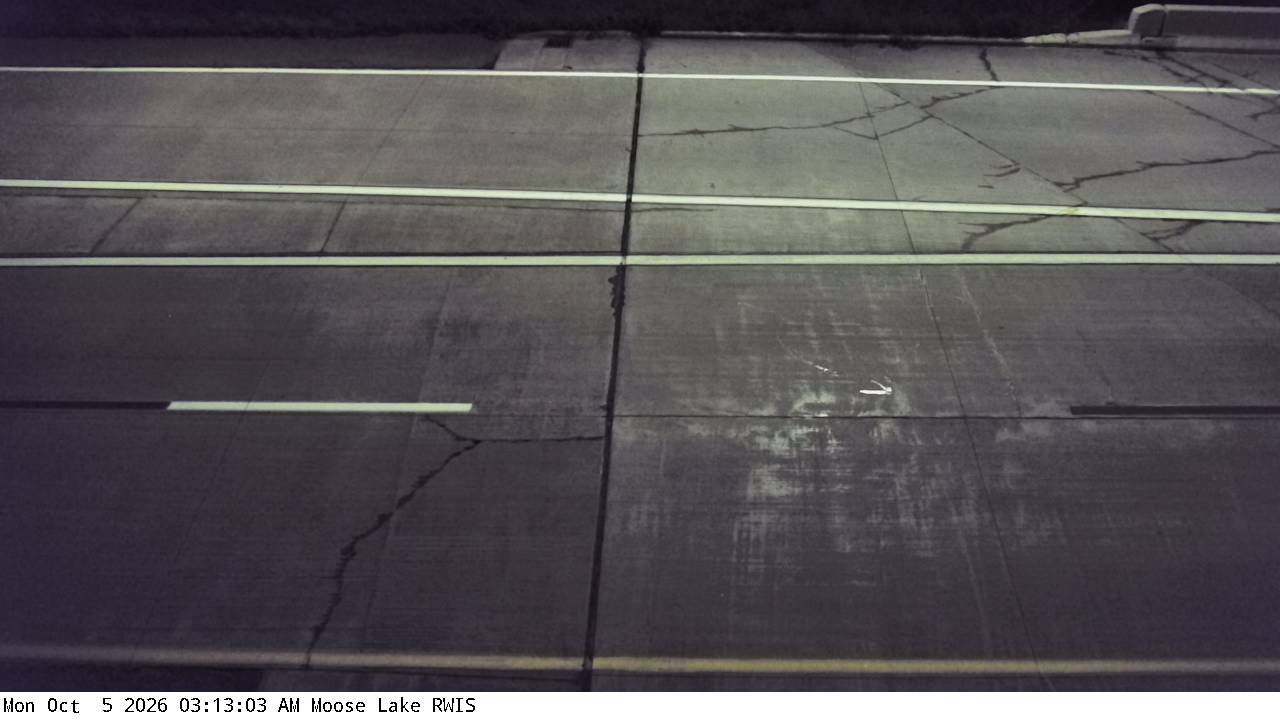 I-35 (Moose Lake - MP 216.0) View 2 live camera view