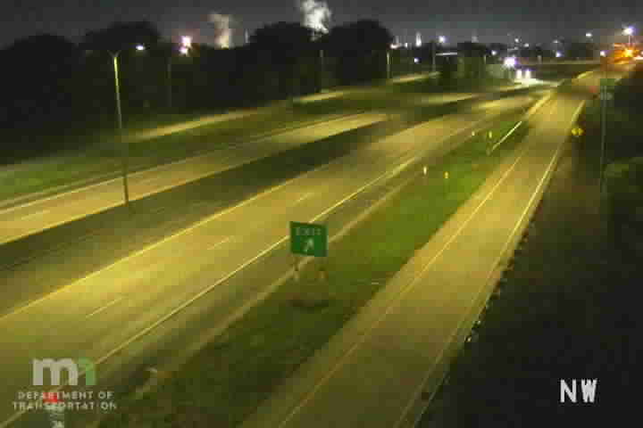 T.H.61 NB @ 70th St live camera view