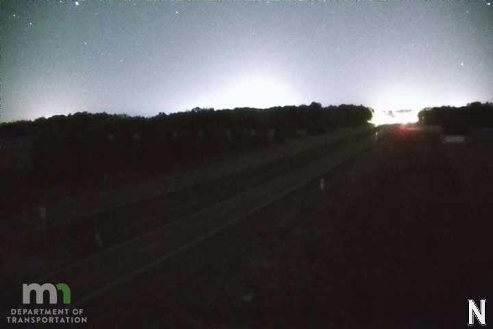 I-35 NB @ 340th St (MP 142.9) live camera view