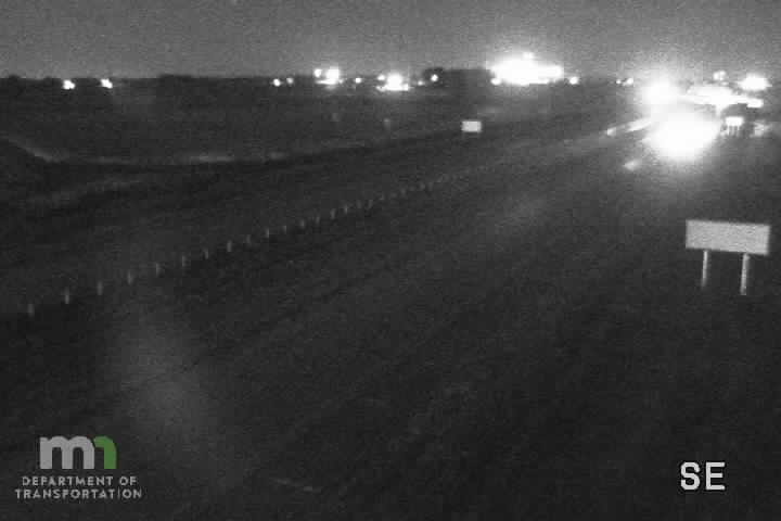 I-94 EB W of T.H.9 (MP 21.2 - 140th Av S) live camera view