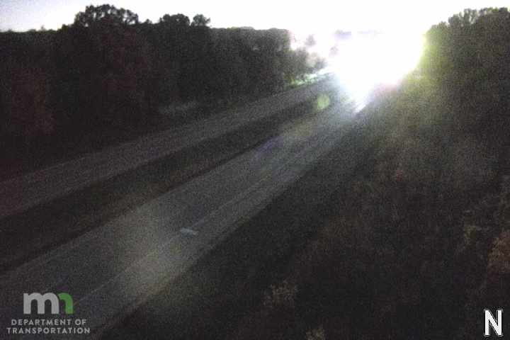 I-35 NB N of 245th St (MP 79.1) live camera view