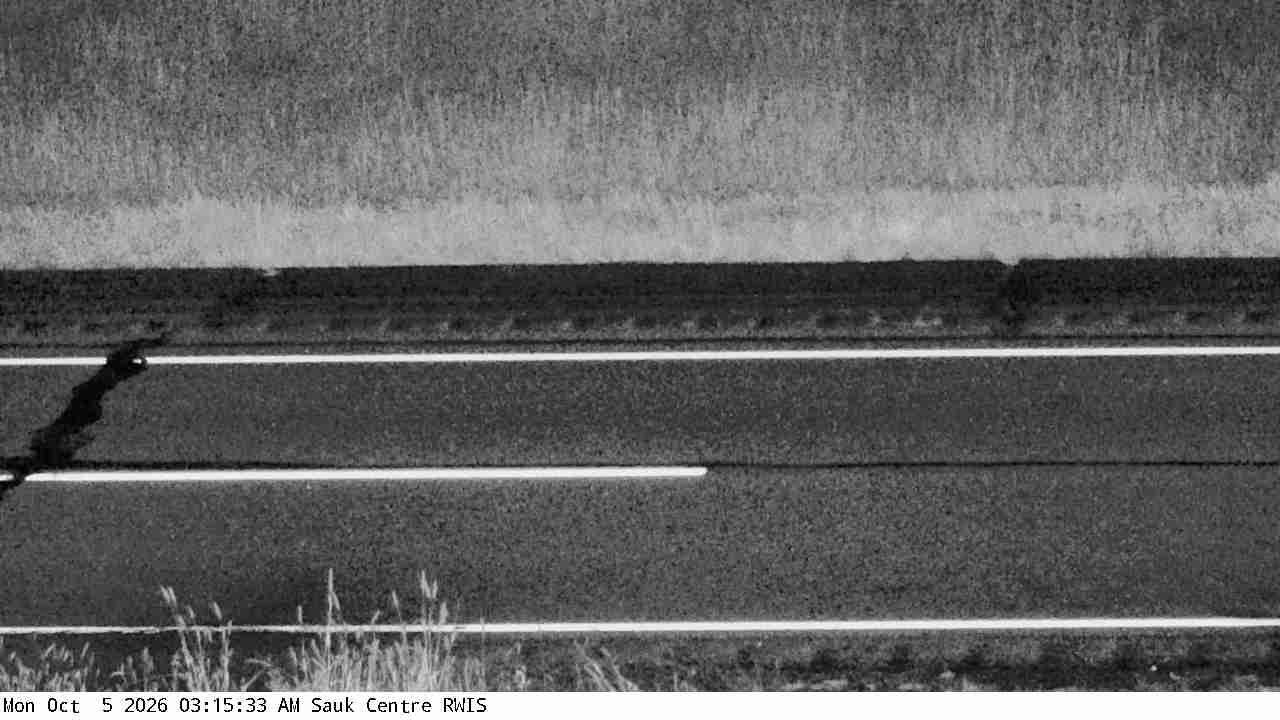 I-94 (Sauk Centre - MP 128) View 3 live camera view