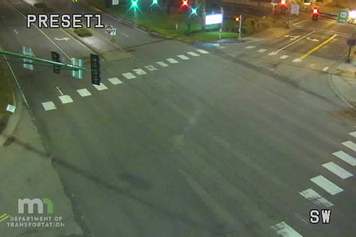 T.H.61 SB @ 4th St live camera view