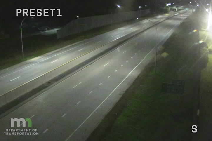 T.H.100 SB N of France Ave live camera view