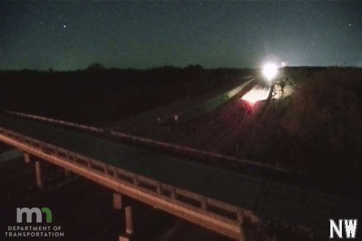 I-35 NB @ 460th St (MP 155.2) live camera view