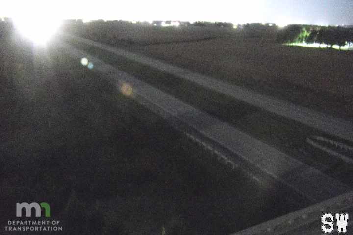 I-35 NB @ Co Rd 25 (MP 16.1) live camera view