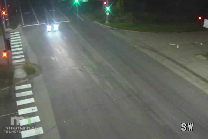 T.H.120 NB @ C.S.A.H.14 (34th St) live camera view
