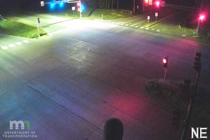 T.H.65 SB @ Co Rd 74 (221st Av) live camera view