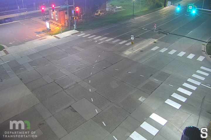 U.S.169 @ Excelsior Blvd (E Ramp) live camera view