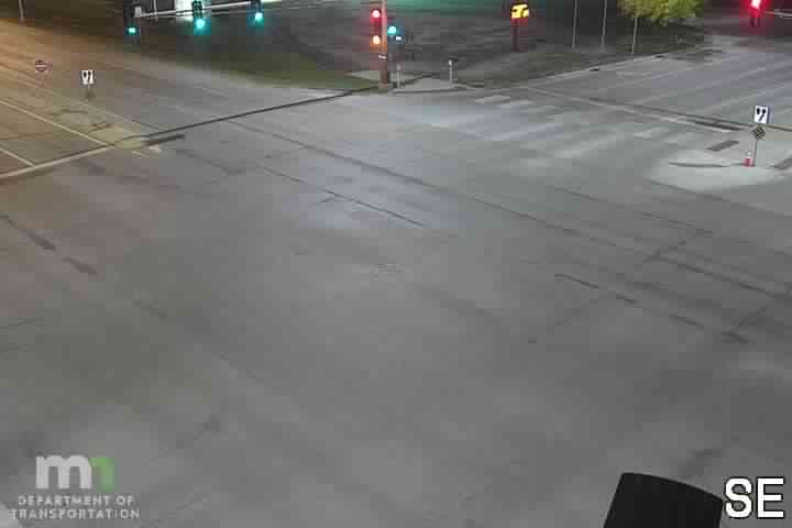T.H.10 WB @ 34th St live camera view