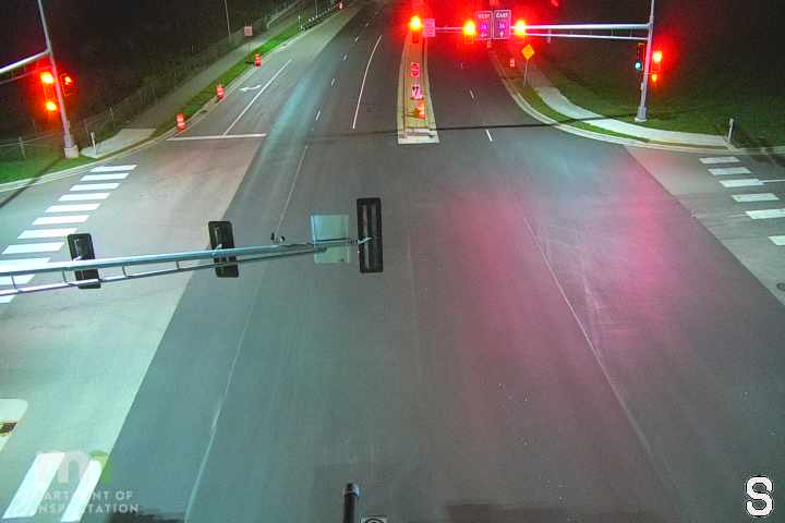 T.H.36 WB @ Fairview Ave live camera view