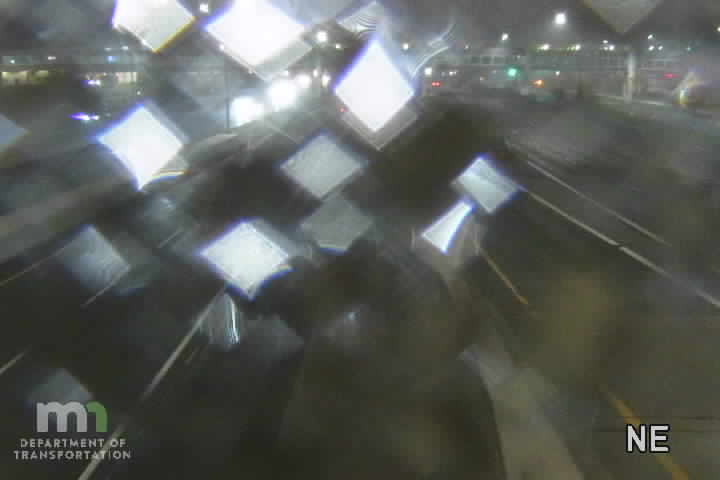 I-35 NB @ 5th Ave live camera view