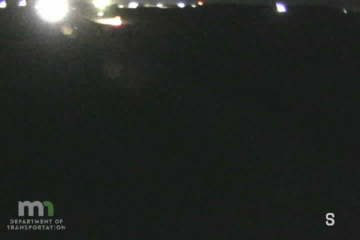 I-35 NB @ 141st St SW (MP 27.9) live camera view