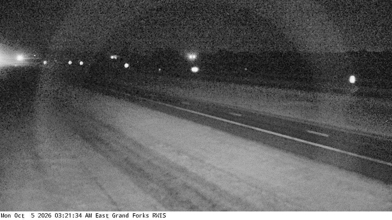 U.S.2 (East Grand Forks - MP 9) View 1 live camera view