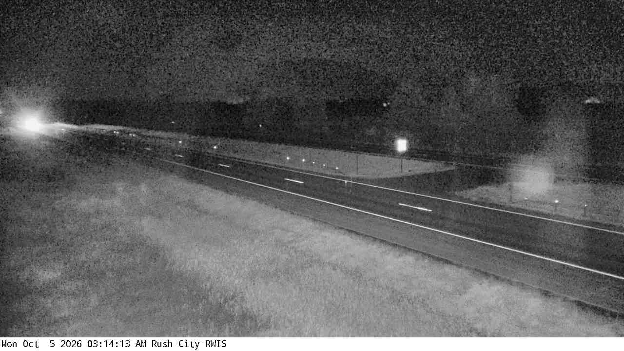 I-35 (Rush City - MP 157) View 3 live camera view