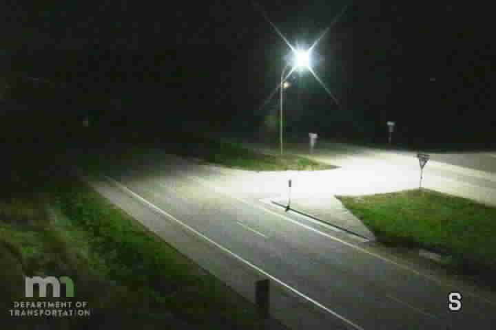 T.H.52 NB @ Fischer Ave (MP 103.8) live camera view