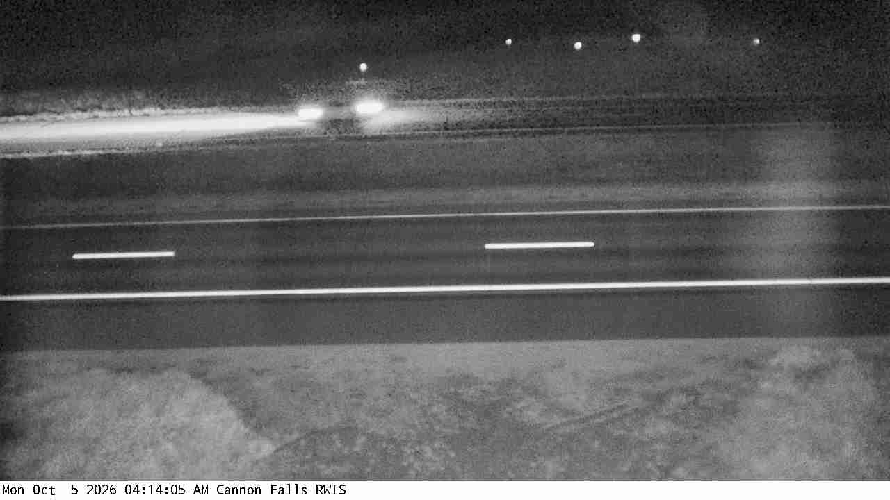 U.S.52 (Cannon Falls - MP 90) View 1 live camera view
