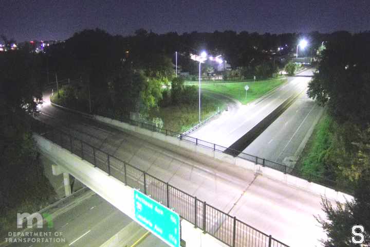 T.H.62 WB @ Bloomington Ave live camera view