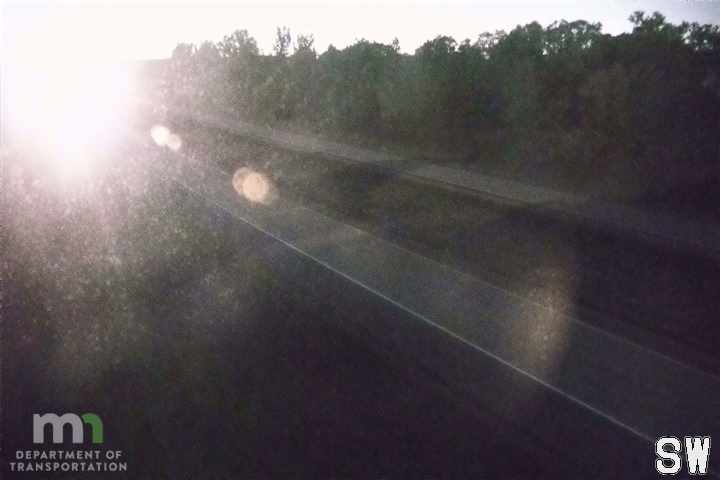 I-35 NB @ 425th St (MP 151.6) live camera view