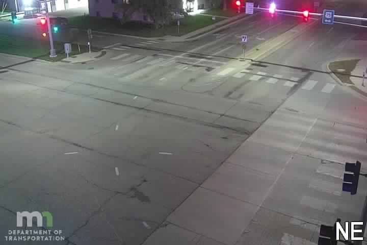 T.H.75 SB @ 24th Ave live camera view